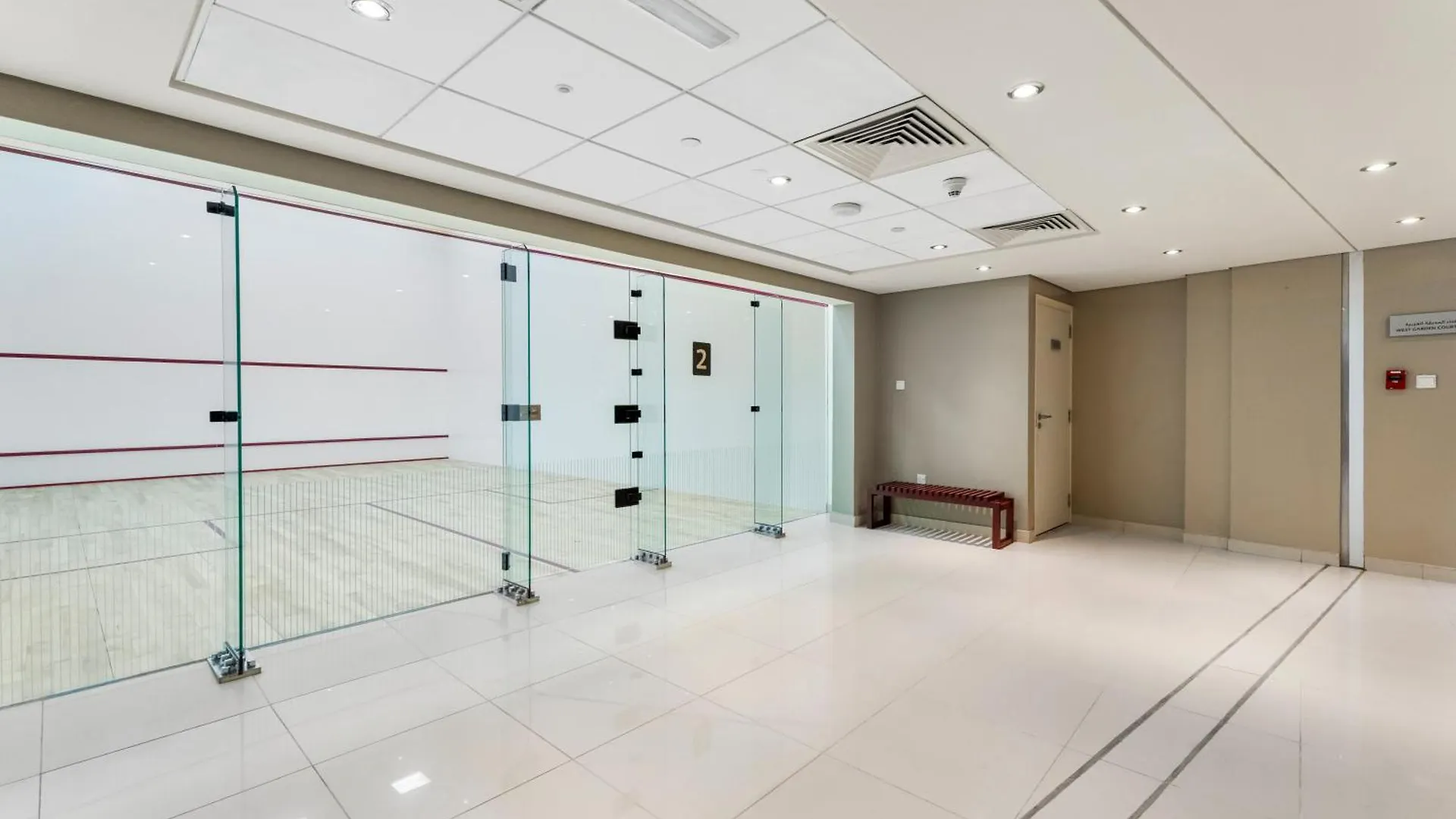 Stylish 1 Bedroom - Burj Khalifa View- 5Mn Walk To Dubai Mall-Apartment In Burj Views Tower