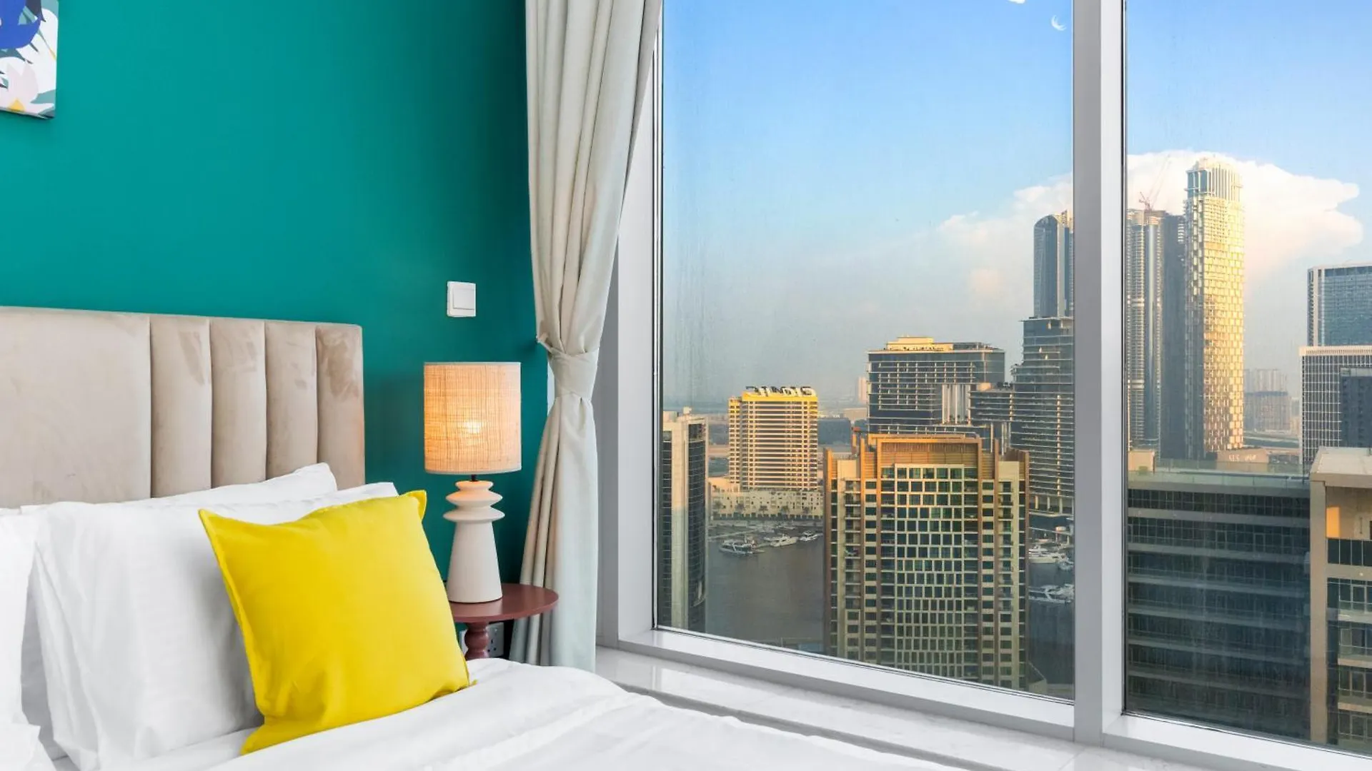 Stylish 1 Bedroom - Burj Khalifa View- 5Mn Walk To Dubai Mall-Apartment In Burj Views Tower 0*,