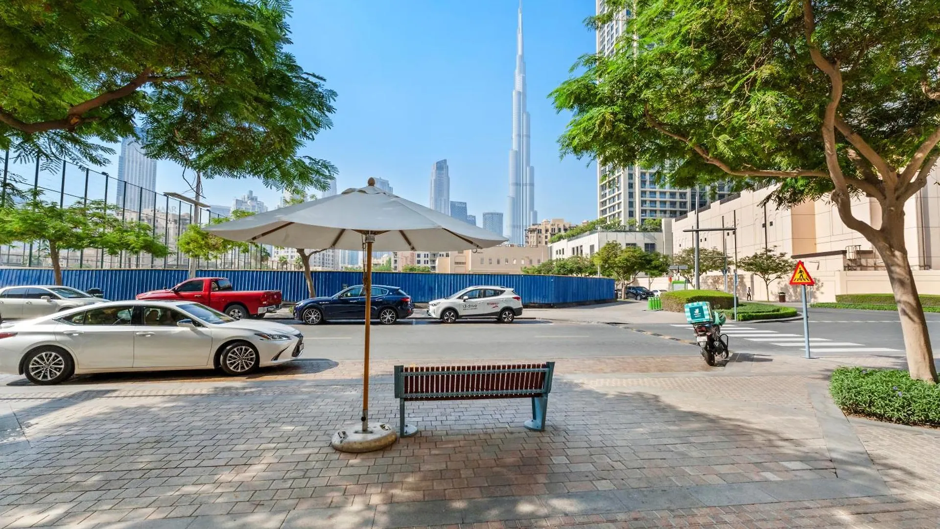 Stylish 1 Bedroom - Burj Khalifa View- 5Mn Walk To Dubai Mall-Apartment In Burj Views Tower