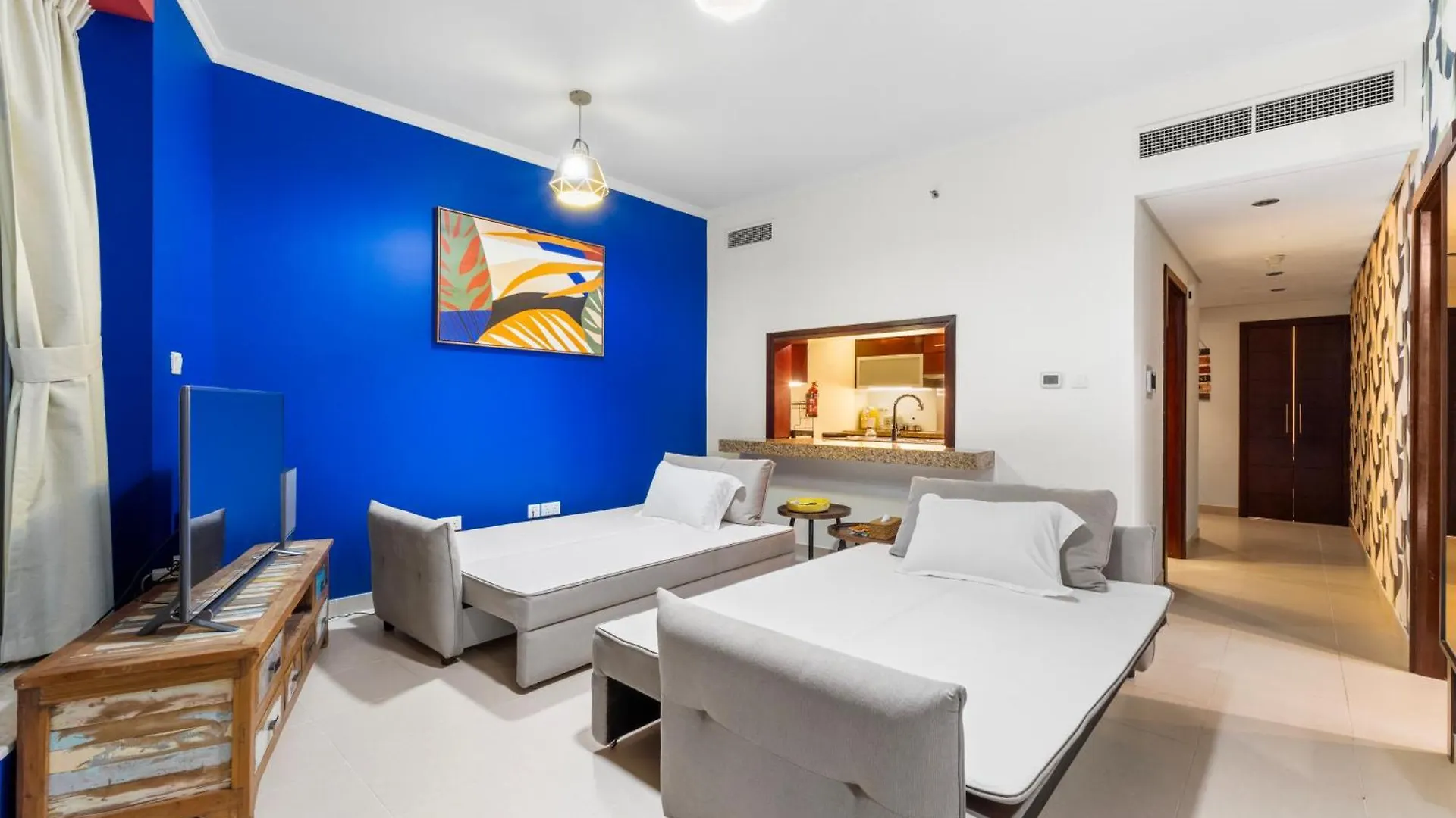 Apartment Stylish 1 Bedroom - Burj Khalifa View- 5Mn Walk To Dubai Mall-Apartment In Burj Views Tower