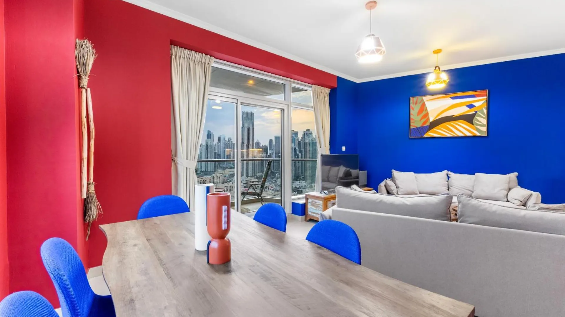 Apartment Stylish 1 Bedroom - Burj Khalifa View- 5Mn Walk To Dubai Mall-Apartment In Burj Views Tower