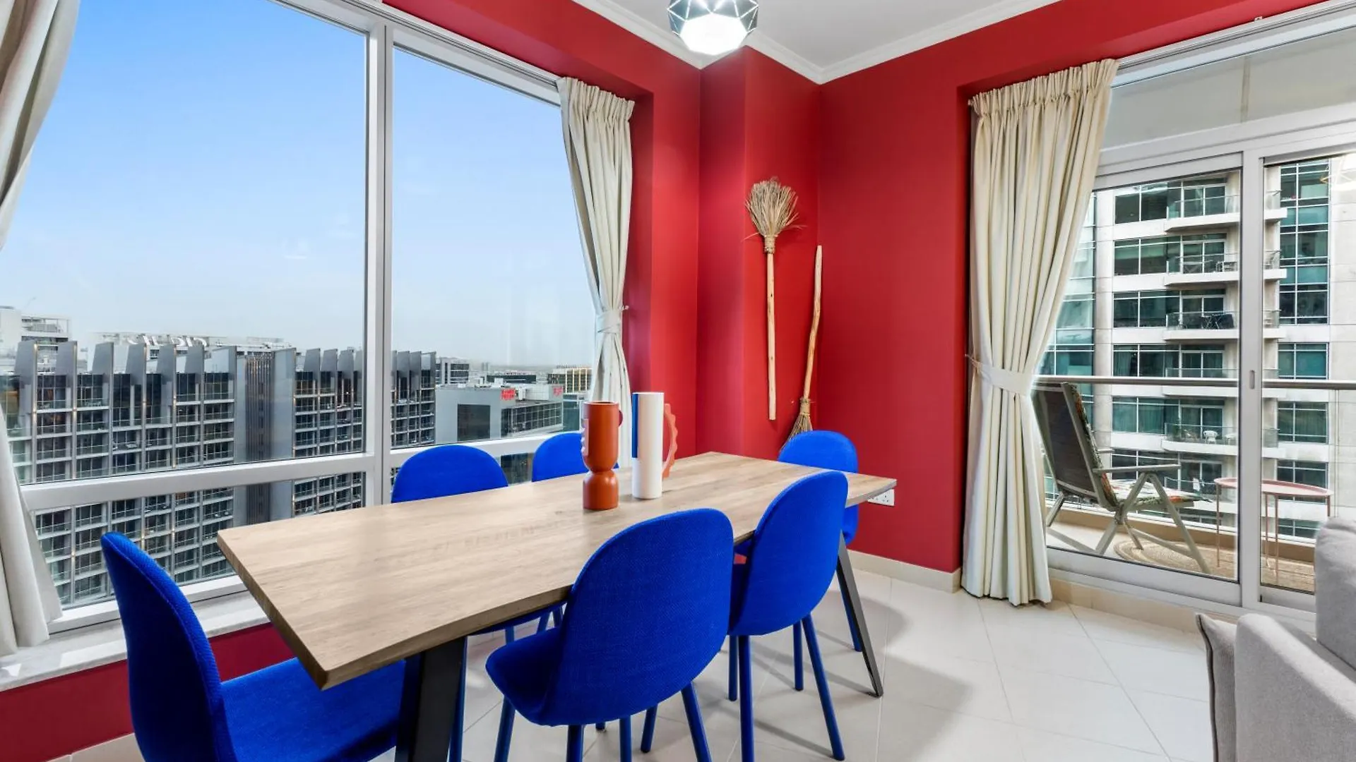 Apartment Stylish 1 Bedroom - Burj Khalifa View- 5Mn Walk To Dubai Mall-Apartment In Burj Views Tower United Arab Emirates