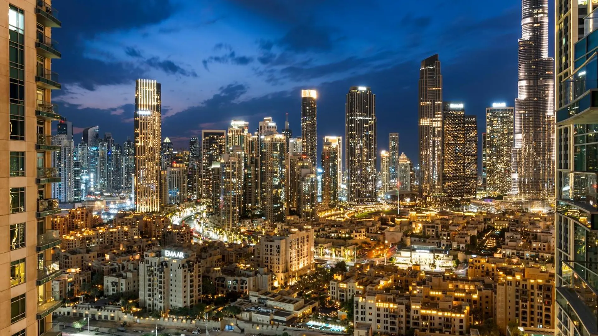 Stylish 1 Bedroom - Burj Khalifa View- 5Mn Walk To Dubai Mall-Apartment In Burj Views Tower United Arab Emirates